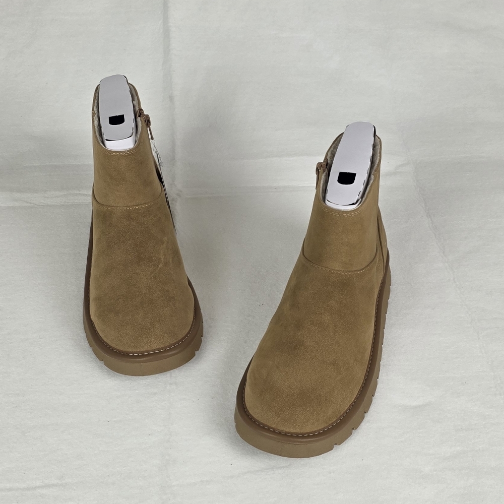 Universal Thread, Memory Foam, Tan Suede Boots!